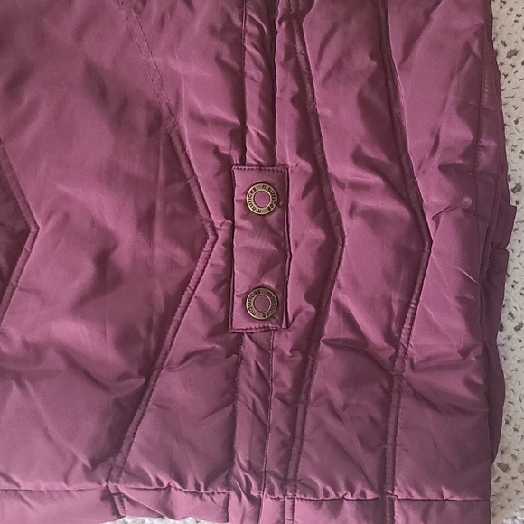 Sleeveless puffer vest Burgandy medium - Picture 4 of 8